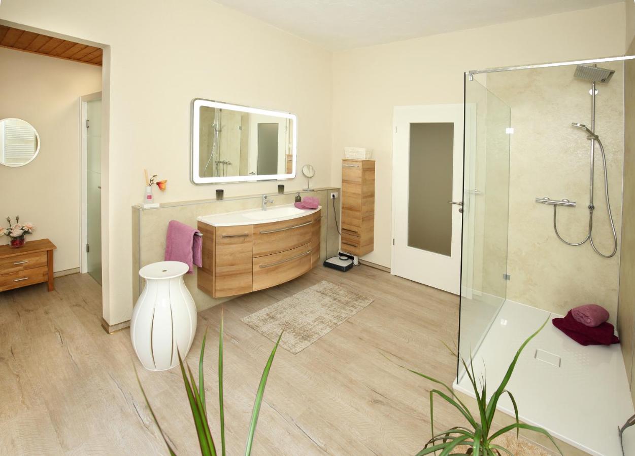 Ferienwohnung Am Schildautal-Mit Gartenlounge & Wlan Seesen Bagian luar foto